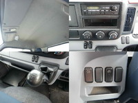 日産アトラスパネルバン小型（2t・3t）[写真22]