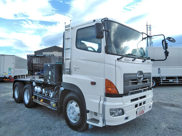 日野プロフィアトレーラーヘッド（トラクターヘッド）大型（10t）[写真03]