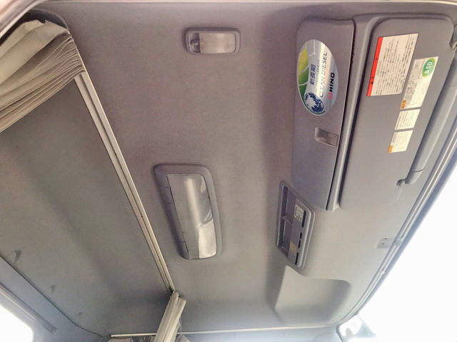 日野プロフィアトレーラーヘッド（トラクターヘッド）大型（10t）[写真31]