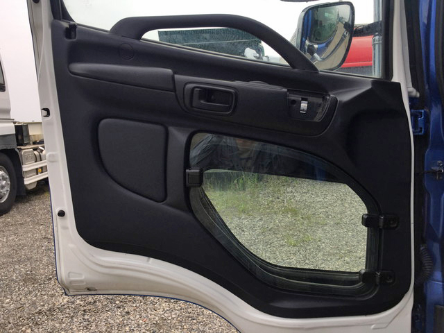 日野レンジャーアルミウイング増トン（6t・8t）[写真27]