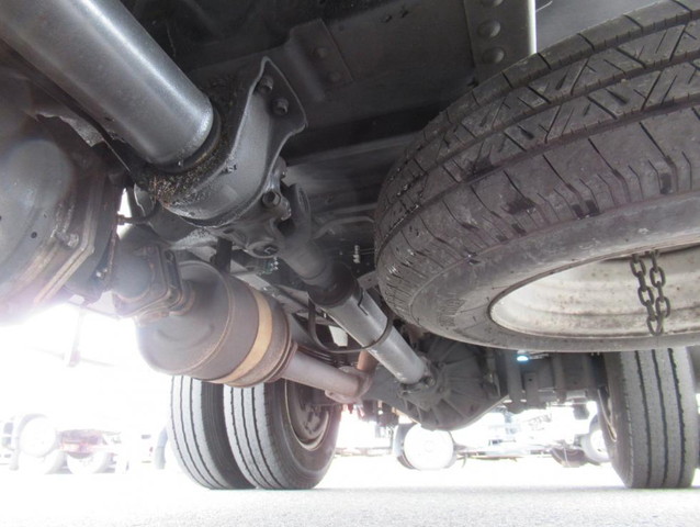 いすゞエルフアルミバン小型（2t・3t）[写真28]