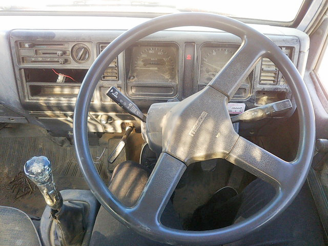 マツダタイタンダンプ小型（2t・3t）[写真24]