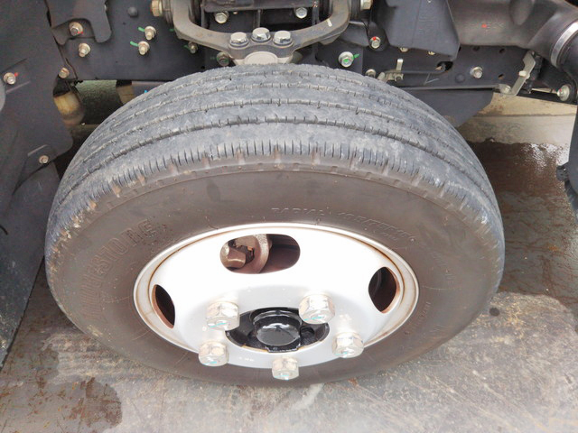 三菱ふそうキャンター幌ウイング小型（2t・3t）[写真20]