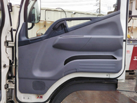 三菱ふそうキャンター幌ウイング小型（2t・3t）[写真27]