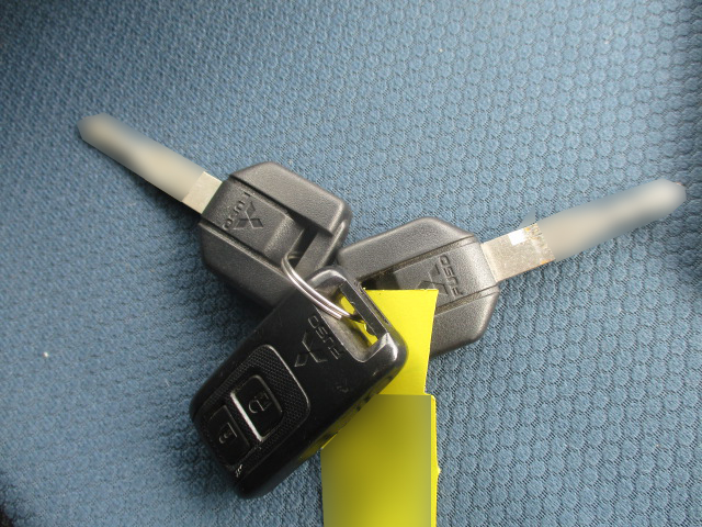 三菱ふそうキャンター幌ウイング小型（2t・3t）[写真27]