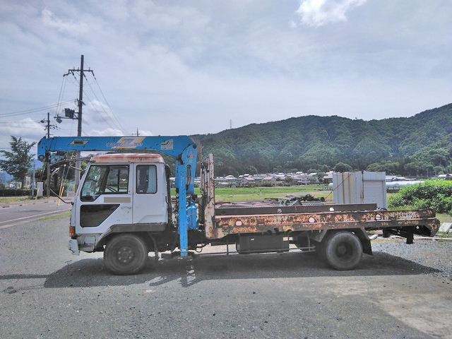 三菱ふそうファイターセルフクレーン3段中型（4t）[写真05]