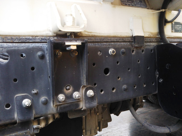 いすゞエルフミキサー車（コンクリートミキサー）小型（2t・3t）[写真18]