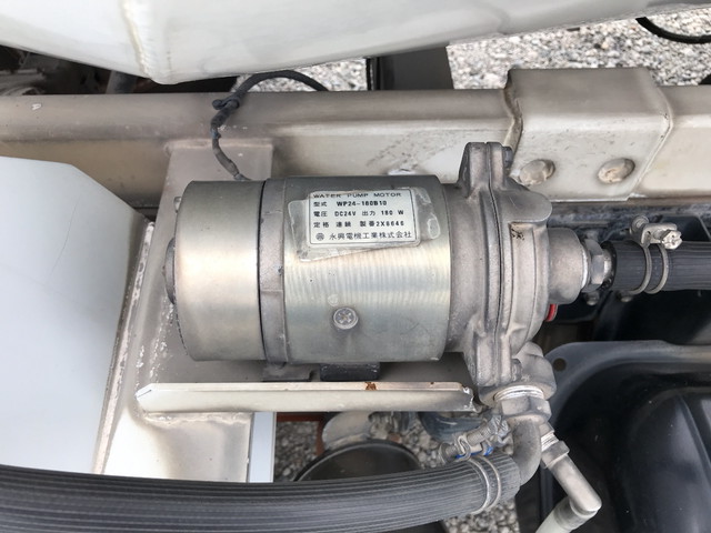 いすゞエルフミキサー車（コンクリートミキサー）小型（2t・3t）[写真20]