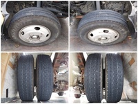 いすゞエルフミキサー車（コンクリートミキサー）小型（2t・3t）[写真22]