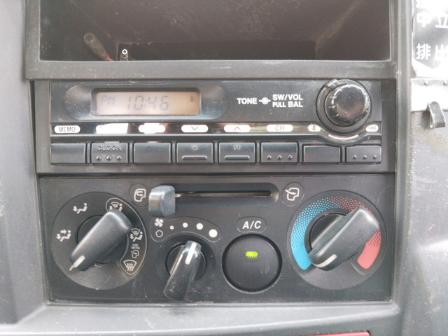 いすゞエルフミキサー車（コンクリートミキサー）小型（2t・3t）[写真34]