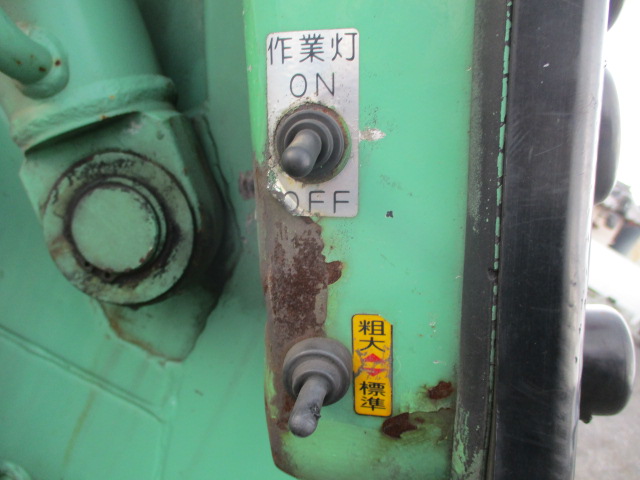 いすゞエルフパッカー車（塵芥車）小型（2t・3t）[写真18]