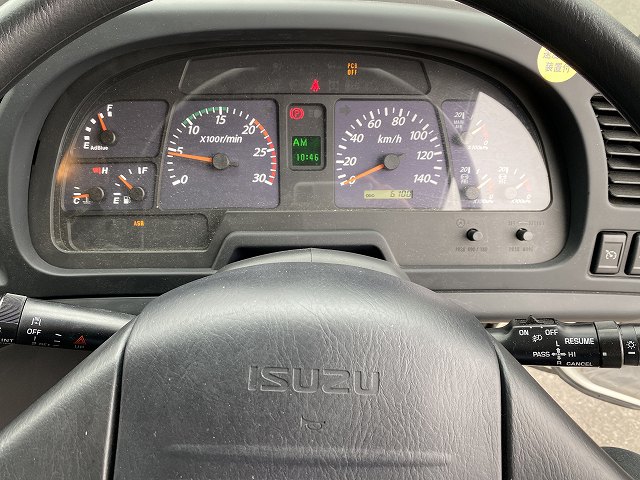 いすゞギガアルミブロック大型（10t）[写真22]