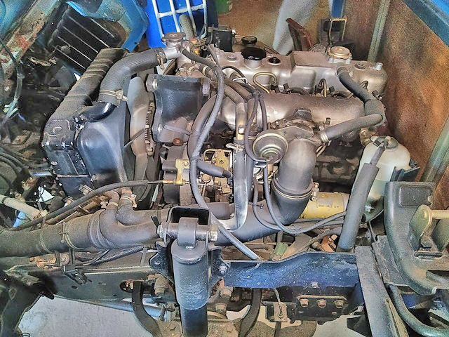 いすゞエルフ平ボディ小型（2t・3t）[写真15]