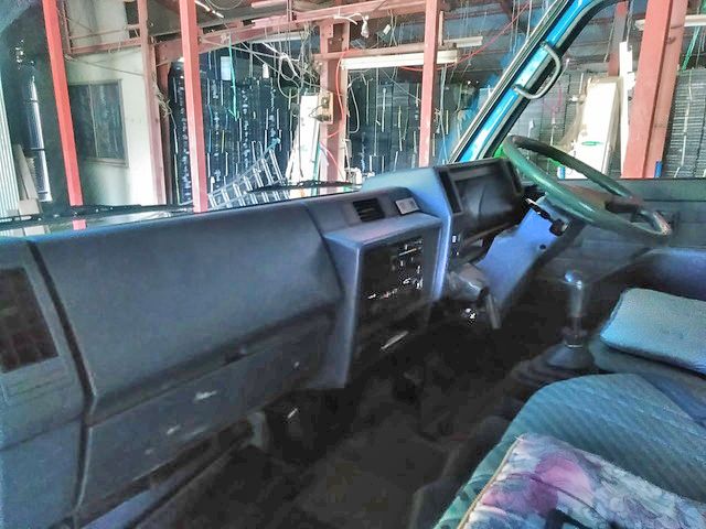 いすゞエルフ平ボディ小型（2t・3t）[写真21]