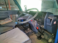 いすゞエルフ平ボディ小型（2t・3t）[写真23]