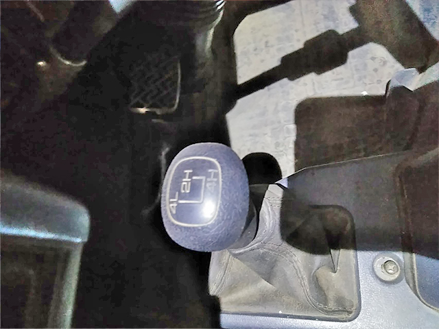 いすゞエルフ平ボディ小型（2t・3t）[写真25]