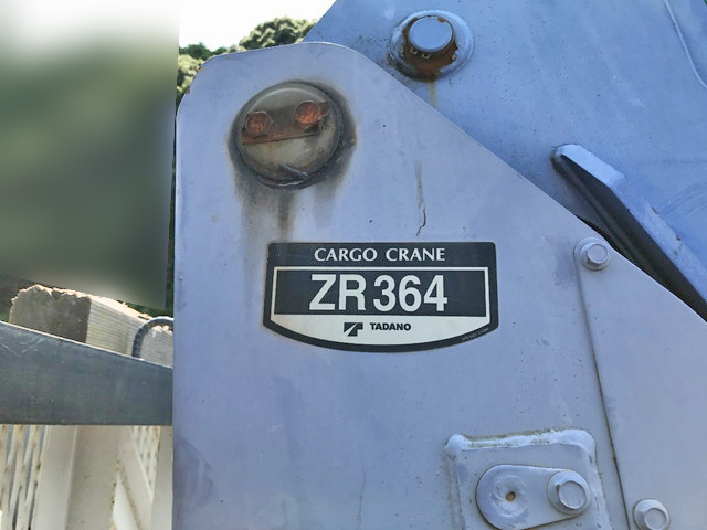 UDトラックスコンドルクレーン4段増トン（6t・8t）[写真12]