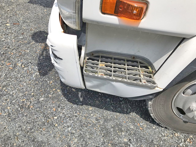 UDトラックスコンドルクレーン4段増トン（6t・8t）[写真16]