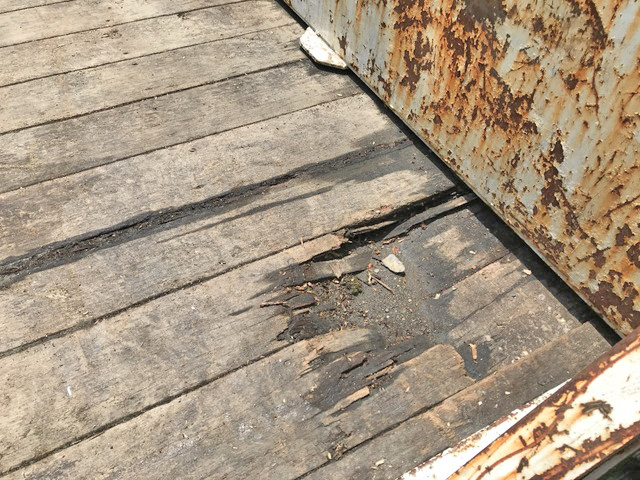 UDトラックスコンドルクレーン4段増トン（6t・8t）[写真09]