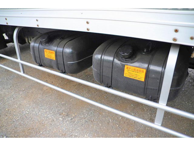 三菱ふそうファイターアルミバン中型（4t）[写真20]