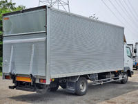 三菱ふそうファイターアルミバン中型（4t）[写真04]