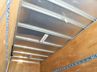 三菱ふそうキャンターアルミバン小型（2t・3t）[写真10]