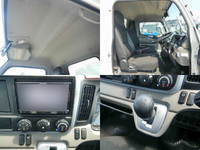 三菱ふそうキャンターアルミバン小型（2t・3t）[写真19]