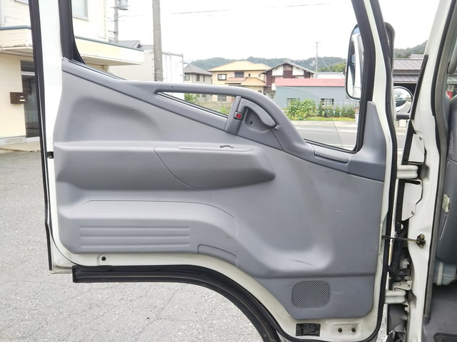 三菱ふそうキャンター高所作業車小型（2t・3t）[写真26]