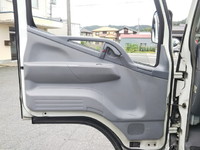 三菱ふそうキャンター高所作業車小型（2t・3t）[写真26]