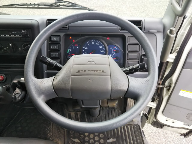 三菱ふそうキャンター高所作業車小型（2t・3t）[写真33]