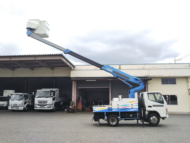 三菱ふそうキャンター高所作業車小型（2t・3t）[写真08]