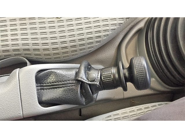 日野デュトロ平ボディ小型（2t・3t）[写真25]