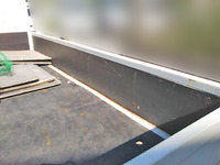 トヨタトヨエース平ボディ小型（2t・3t）[写真13]