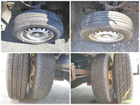 トヨタトヨエース平ボディ小型（2t・3t）[写真17]