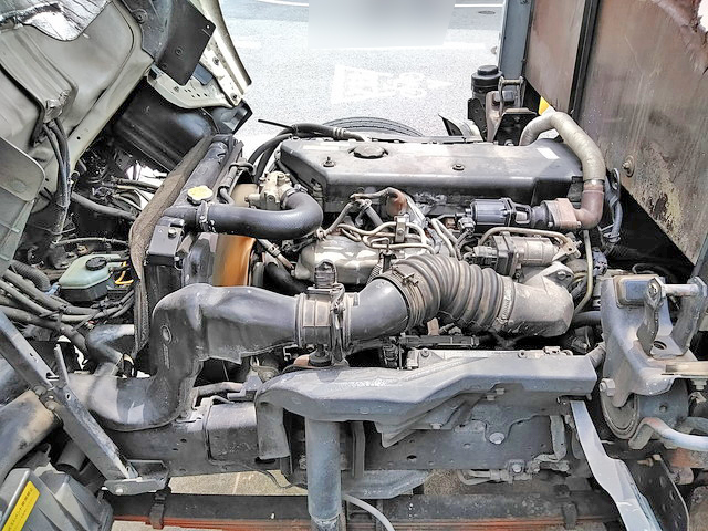 いすゞエルフアルミブロック小型（2t・3t）[写真20]