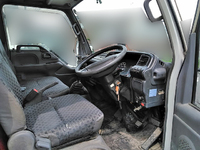 いすゞエルフアルミブロック小型（2t・3t）[写真24]