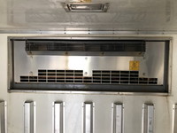 いすゞエルフ冷凍車（冷蔵車）小型（2t・3t）[写真16]