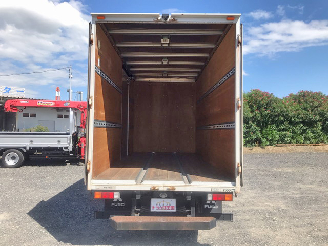 三菱ふそうキャンターアルミバン小型（2t・3t）[写真12]