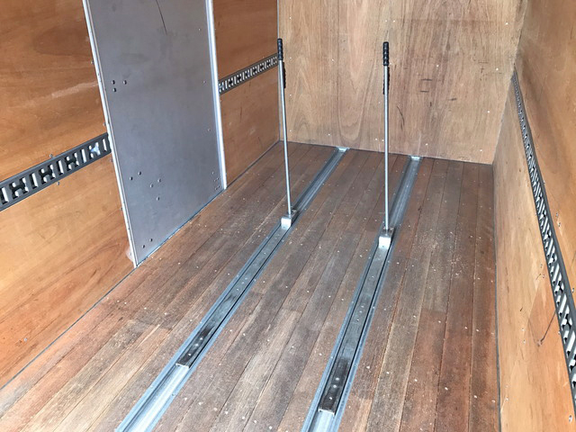 三菱ふそうキャンターアルミバン小型（2t・3t）[写真15]