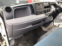 三菱ふそうキャンターアルミバン小型（2t・3t）[写真32]