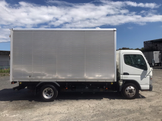三菱ふそうキャンターアルミバン小型（2t・3t）[写真08]