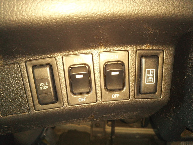 日野レンジャー平ボディ中型（4t）[写真33]