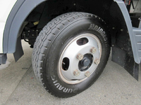 三菱ふそうキャンターアルミバン小型（2t・3t）[写真17]