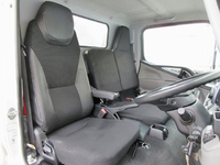 三菱ふそうキャンターアルミバン小型（2t・3t）[写真23]