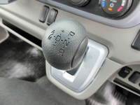 三菱ふそうキャンターアルミバン小型（2t・3t）[写真29]