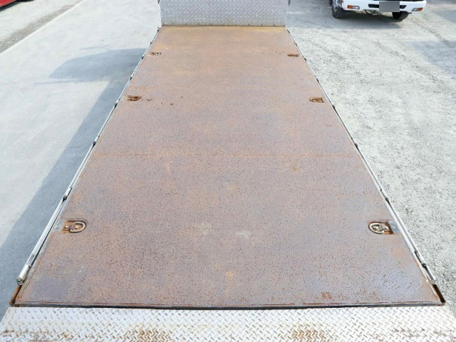 三菱ふそうキャンターアルミブロック小型（2t・3t）[写真12]