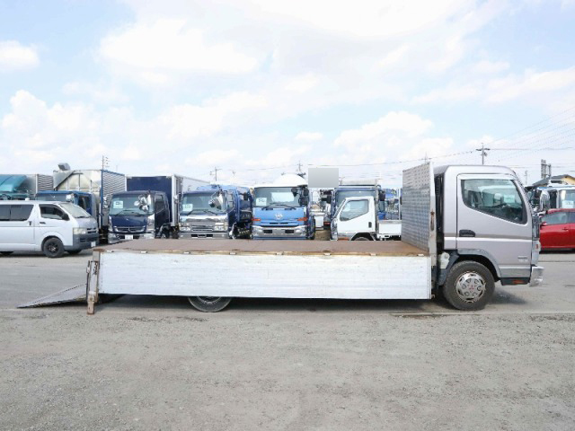 三菱ふそうキャンターアルミブロック小型（2t・3t）[写真05]