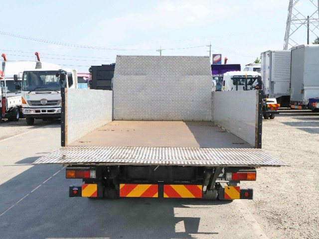 三菱ふそうキャンターアルミブロック小型（2t・3t）[写真08]