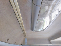 日野プロフィア幌ウイング大型（10t）[写真22]