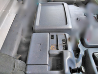 日野プロフィア幌ウイング大型（10t）[写真27]